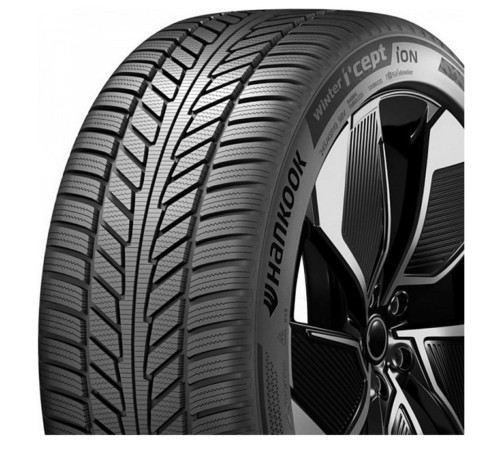 Hankook iON icept IW01 215/50R19 93H, TL