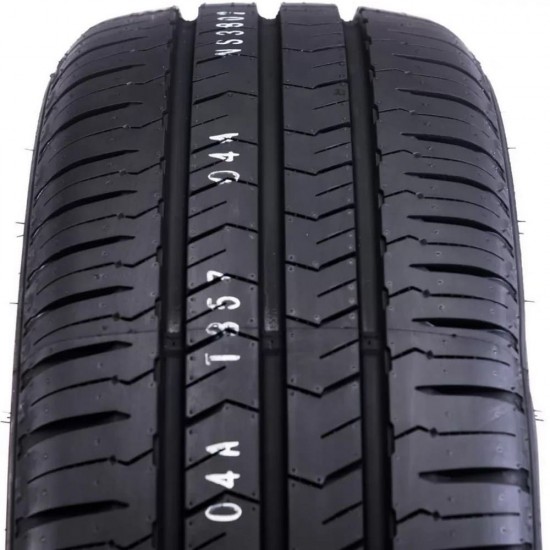 Шина Nexen ROADIAN CT8 205/75R16C 113/111R легковая