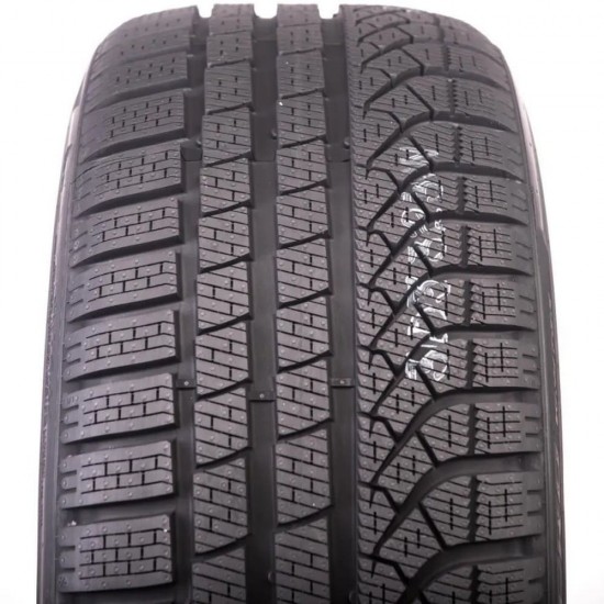 Шина Pirelli P Zero Winter 275/35R19 100V легковая